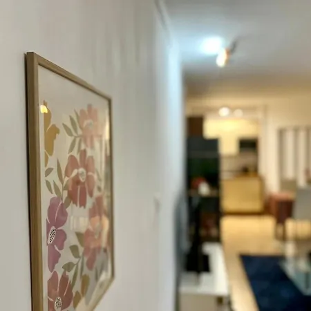 Adm Peaceful In Center- Wifi, Coffee, Ac Apartamento